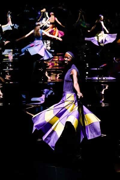 Look 35
